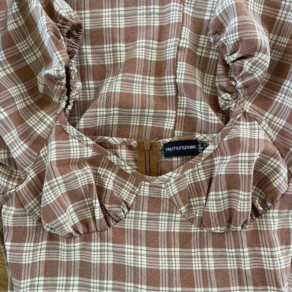 PrettyLittleThing Cream and Brown Checkered Mini Dress Women’s Size 4 - Picture 9 of 10
